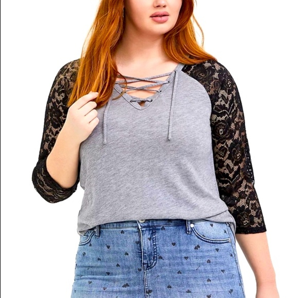 Torrid Henley Shirt w Lace sleeves NWOT